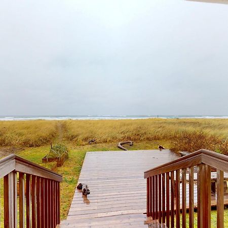 Shore Fun Rockaway Beach Exterior photo