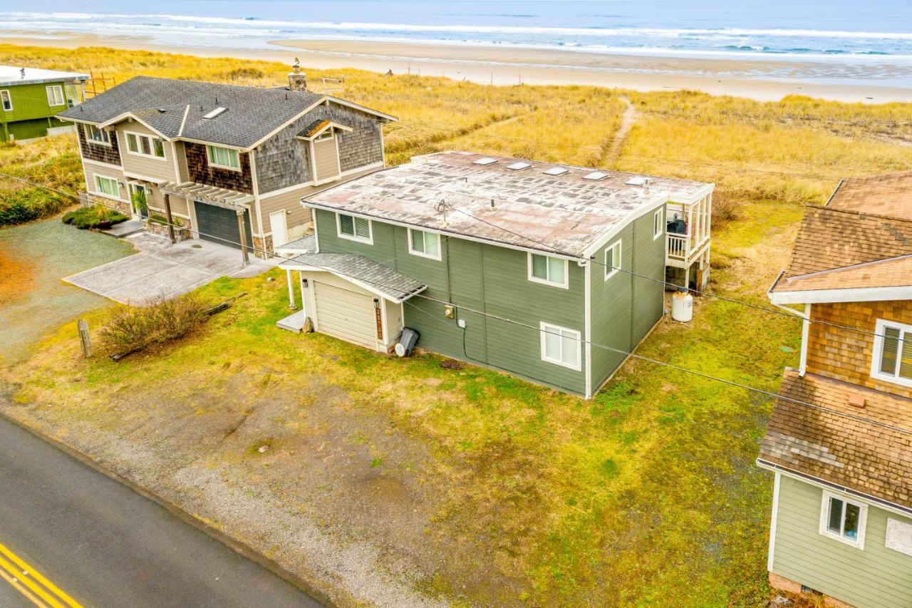 Shore Fun Rockaway Beach Exterior photo